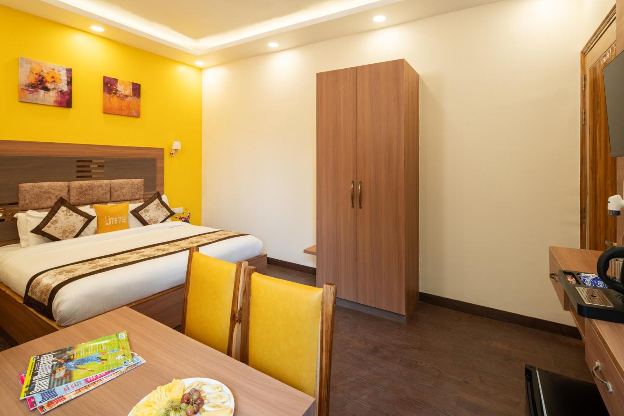 Lime Tree Hotel & One Bhk Serviced Apartment Noida - Sector 50 Metro Екстериор снимка