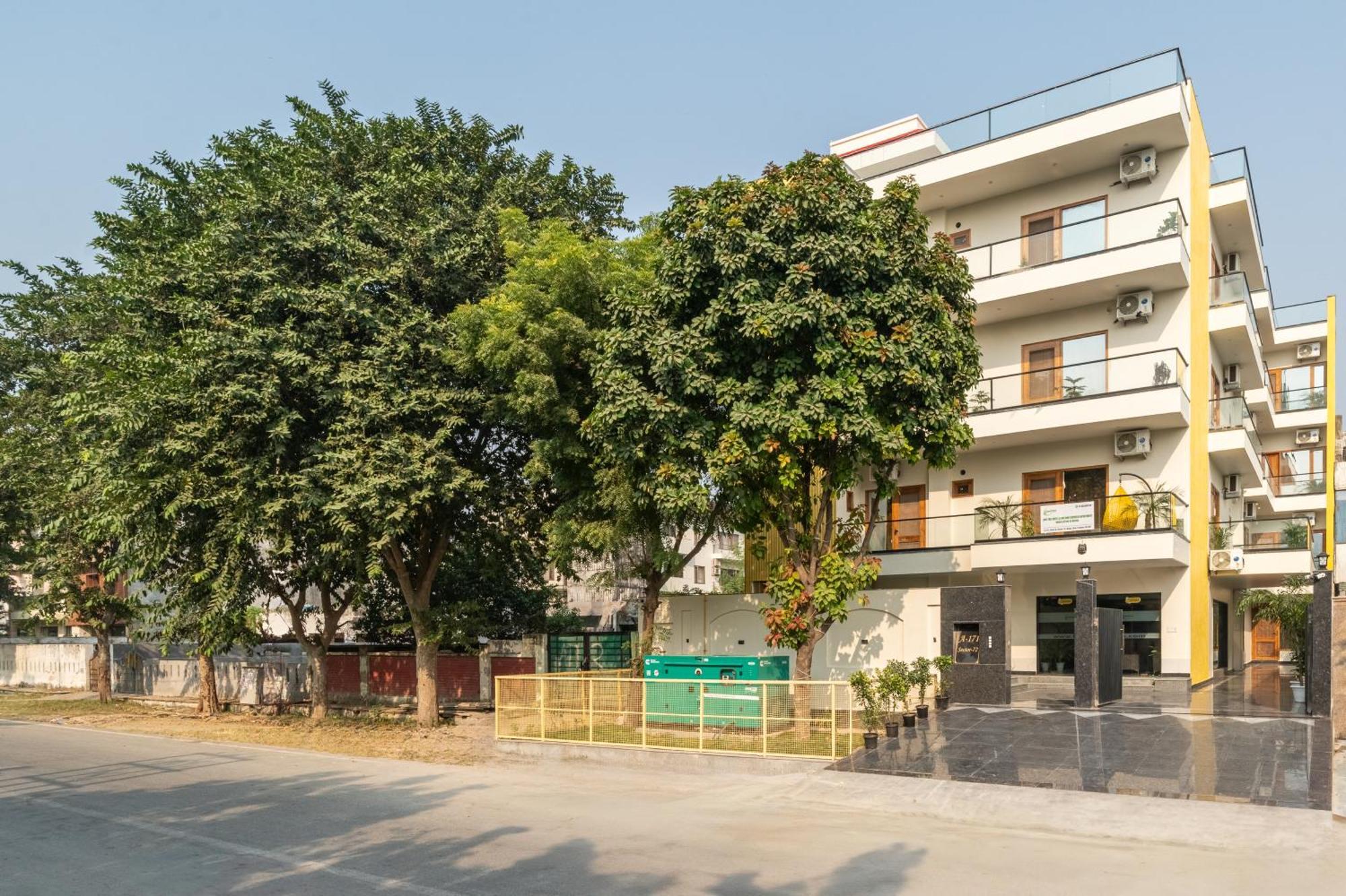 Lime Tree Hotel & One Bhk Serviced Apartment Noida - Sector 50 Metro Екстериор снимка